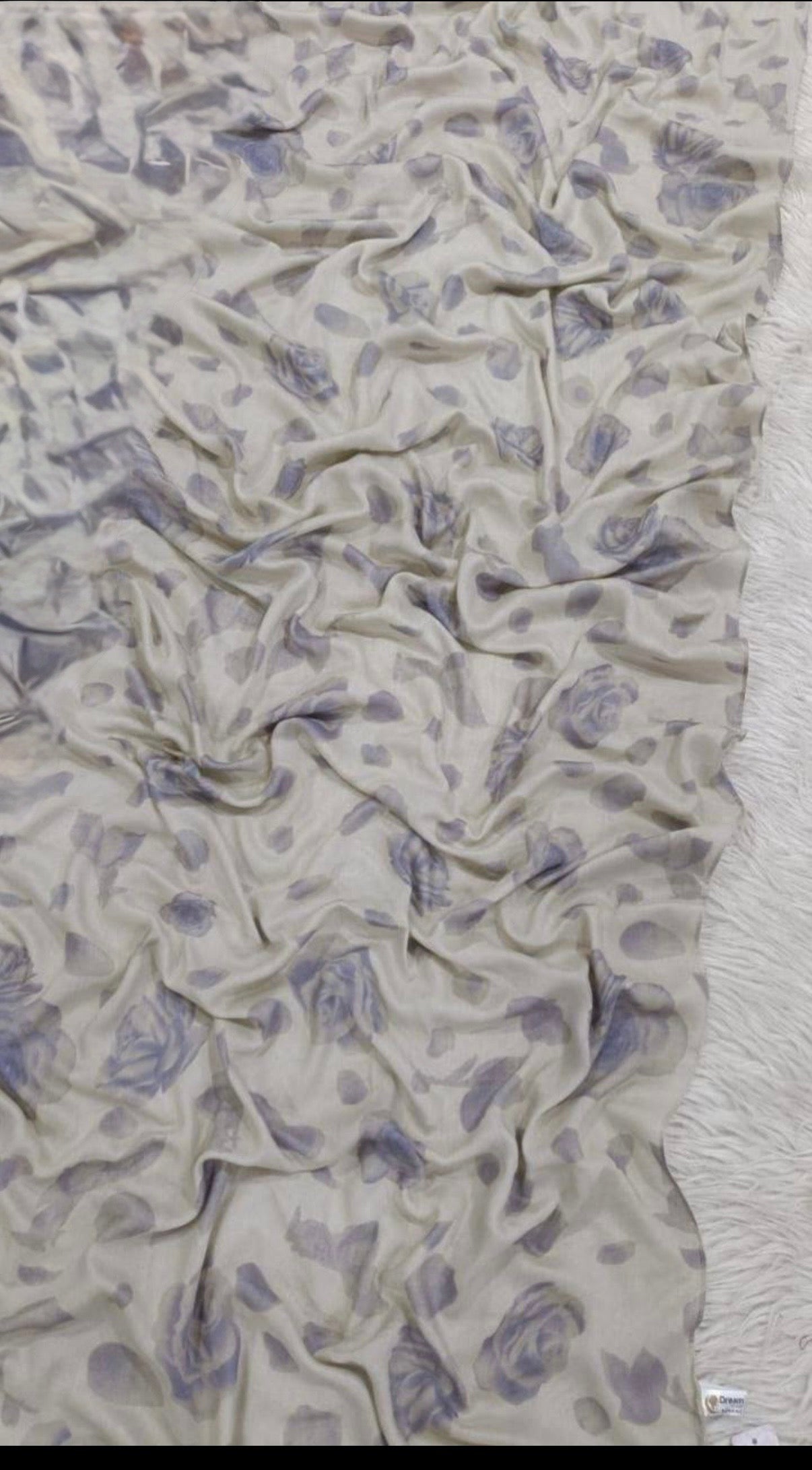 Lavender Rose Watercolor Scarf in Off-White model hijab