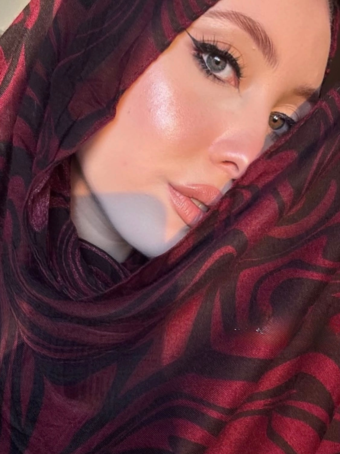 Marble model hijab