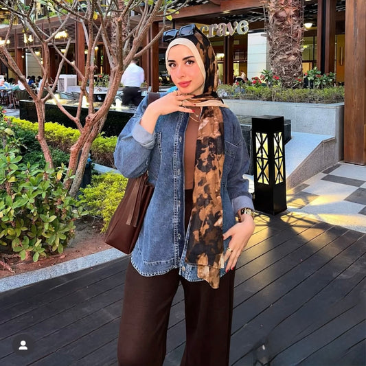 Marble model hijab