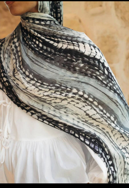 Veining model hijab