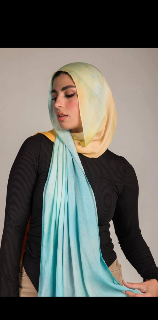 Model hijab